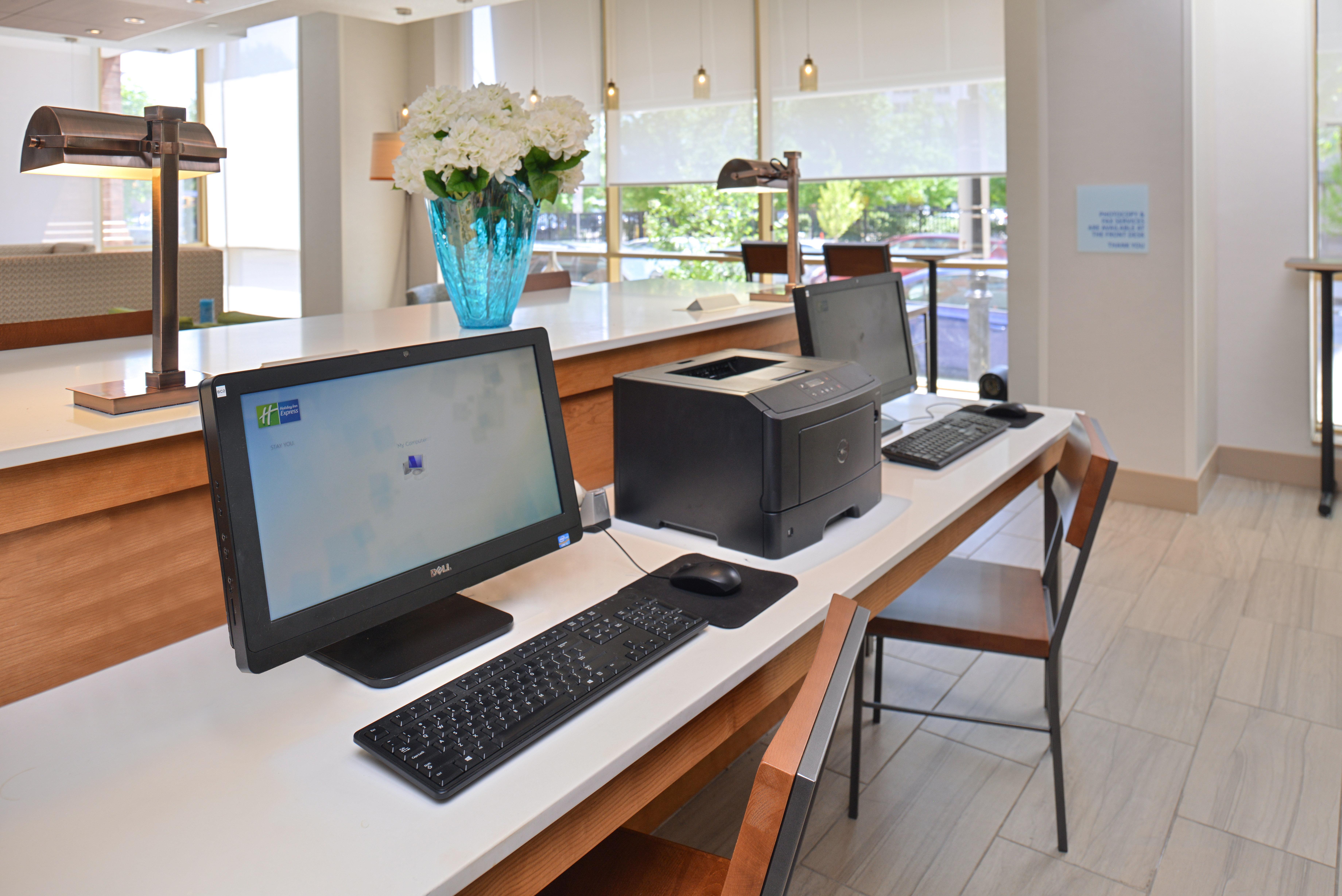 Holiday Inn Express & Suites Buffalo Downtown By Ihg Eksteriør billede