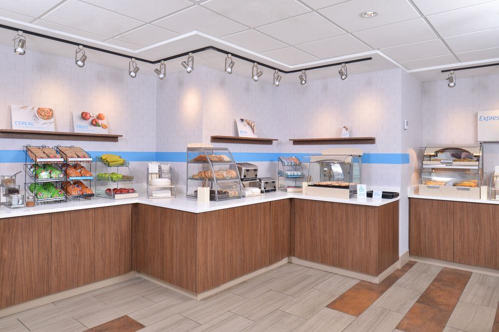 Holiday Inn Express & Suites Buffalo Downtown By Ihg Eksteriør billede