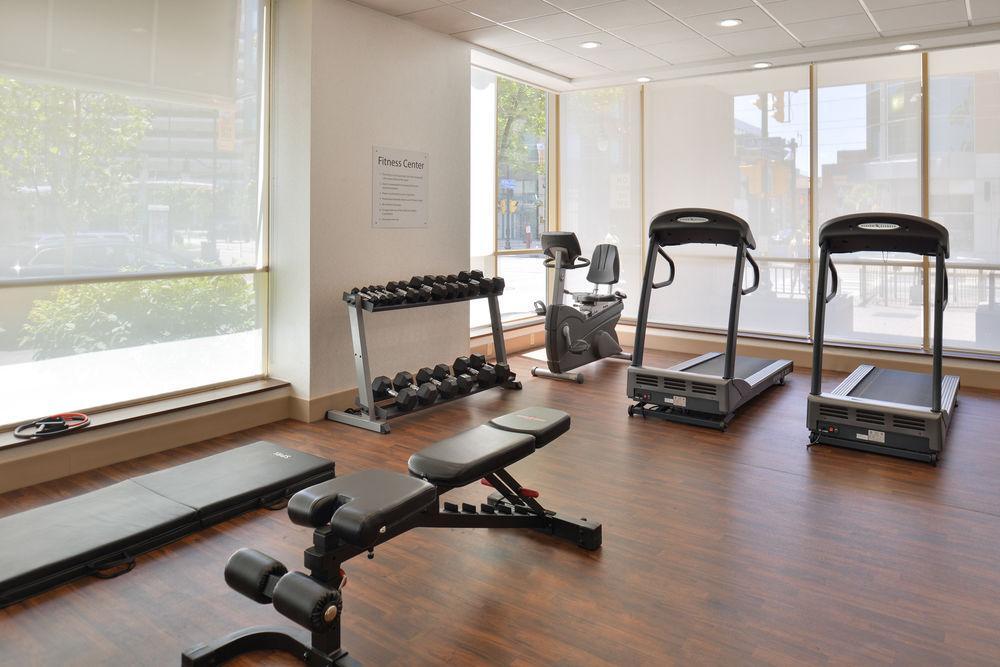 Holiday Inn Express & Suites Buffalo Downtown By Ihg Eksteriør billede