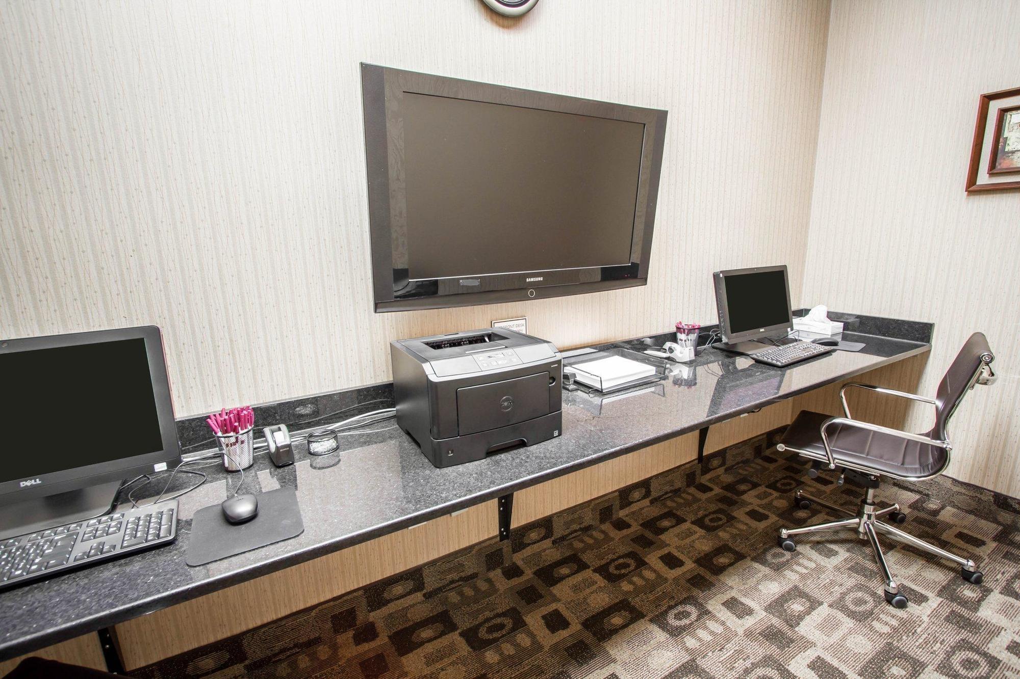 Holiday Inn Express & Suites Buffalo Downtown By Ihg Eksteriør billede