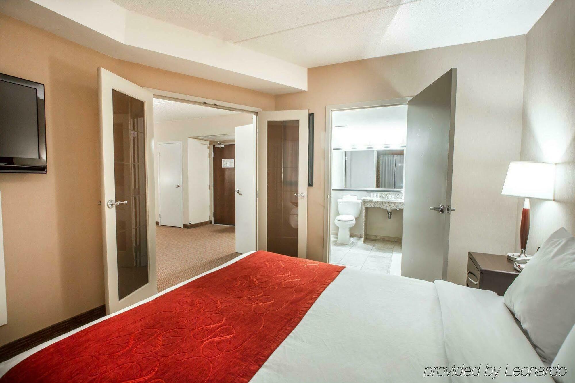Holiday Inn Express & Suites Buffalo Downtown By Ihg Eksteriør billede