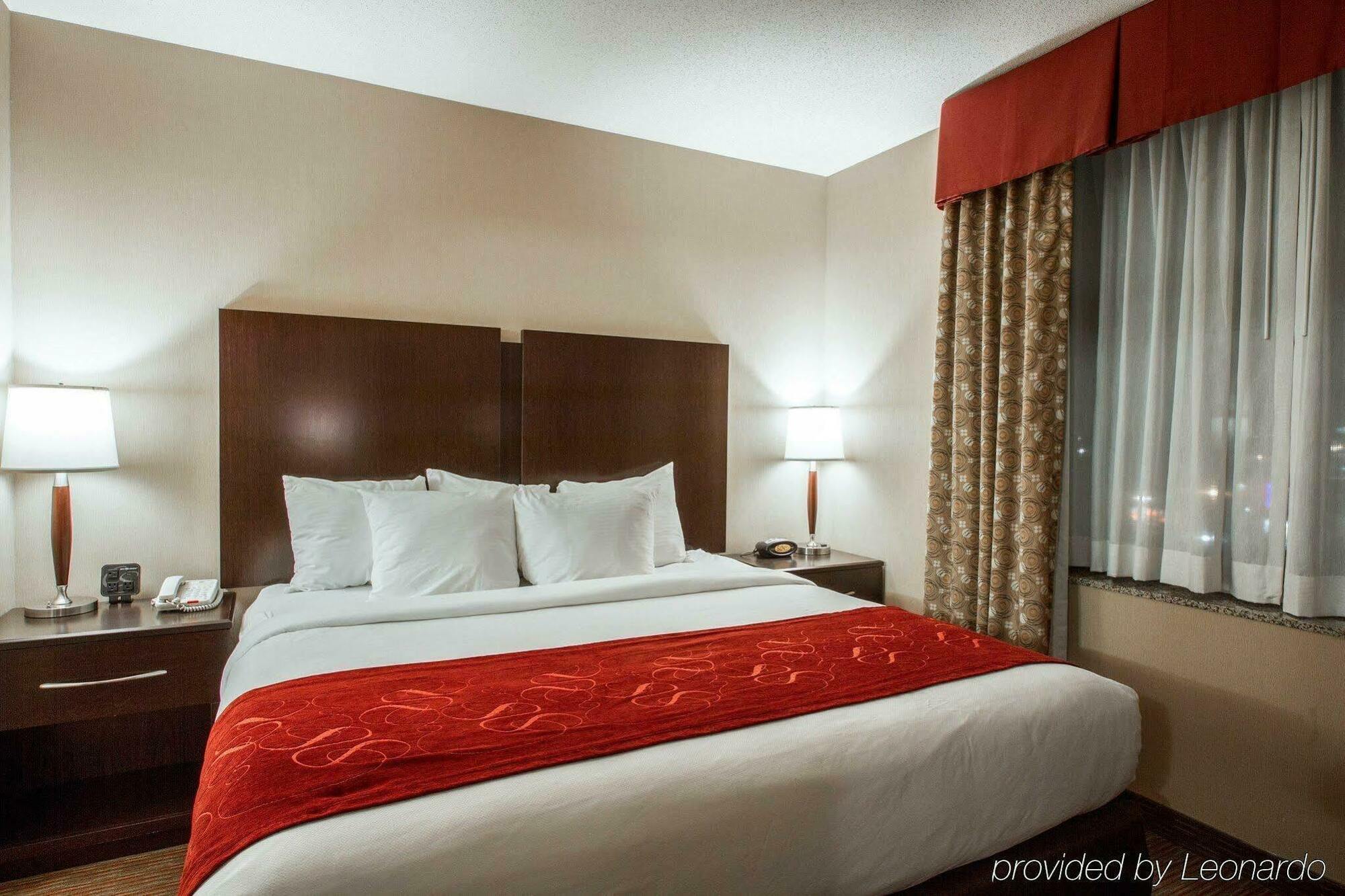 Holiday Inn Express & Suites Buffalo Downtown By Ihg Eksteriør billede